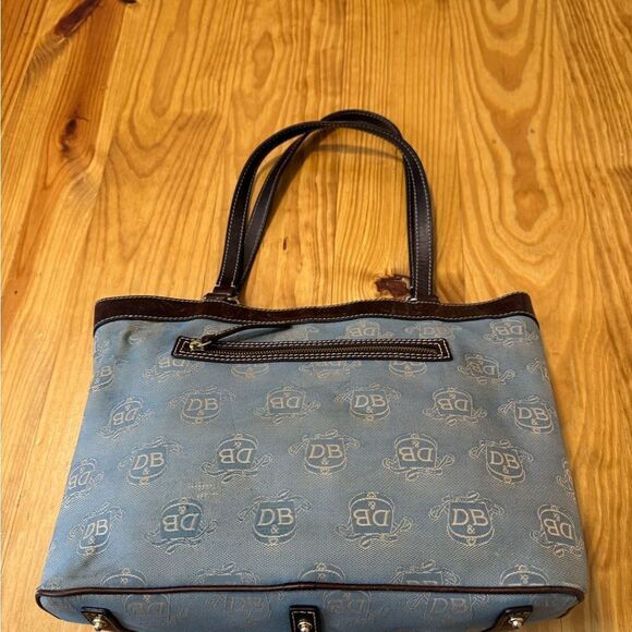 Dooney & Bourke East West Canvas / Leather Trim Donegal Crest Tote Shoulder Bag - Picture 8 of 16